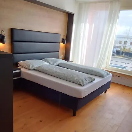 Apartmán Virginie - Grosszuegige 145 Qm Mit Balkon Und Parkplatz