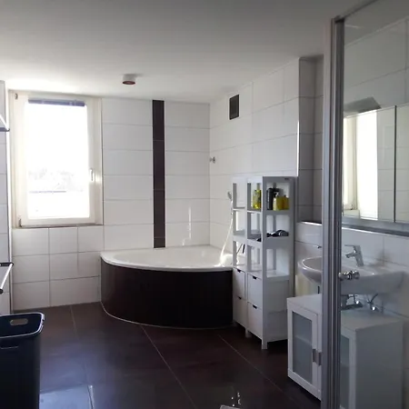 Apartmán Virginie - Grosszuegige 145 Qm Mit Balkon Und Parkplatz