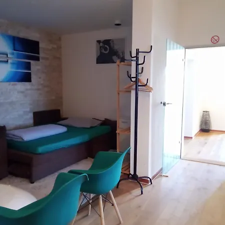 Virginie - Grosszuegige 145 Qm Mit Balkon Und Parkplatz Augsburg