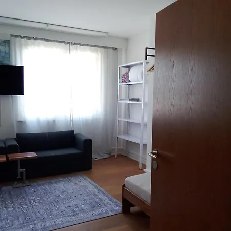 Virginie - Grosszuegige 145 Qm Mit Balkon Und Parkplatz Apartmán