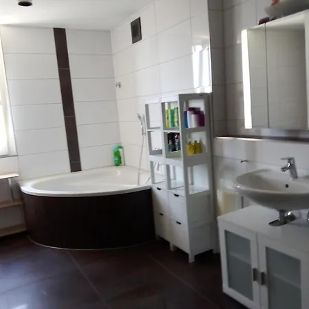 Virginie - Grosszuegige 145 Qm Mit Balkon Und Parkplatz *